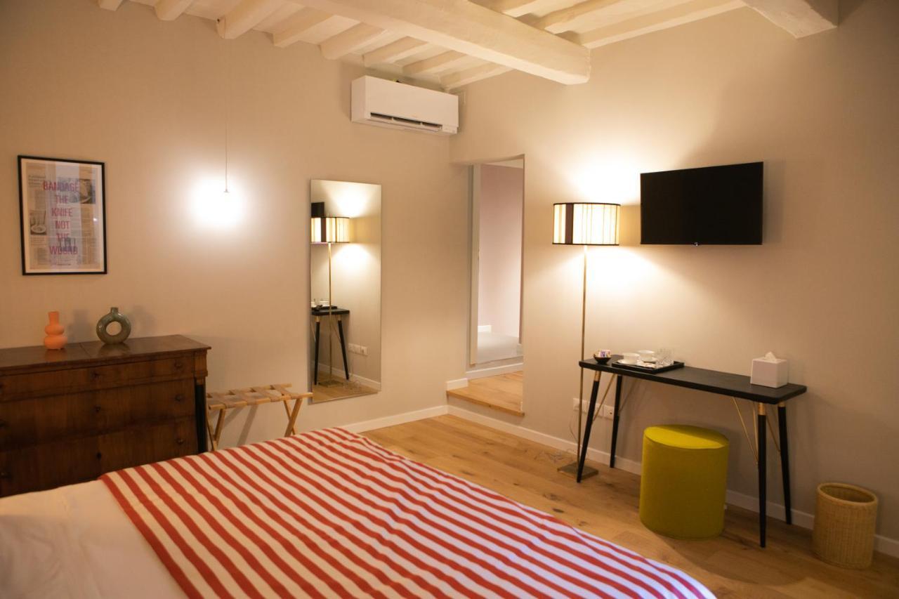 Lunaria Suites - Fyodor Dostoyevsky'S House Florence Exterior photo